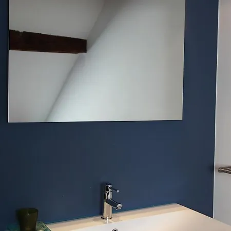 Les Oiseaux De Passage Bed & Breakfast