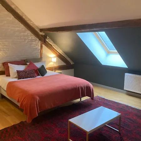 Les Oiseaux De Passage Bed & Breakfast