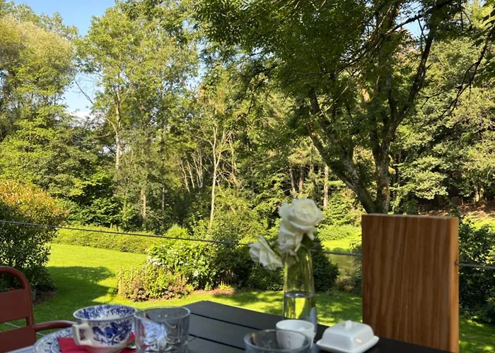 Otel Restaurant - Les Oiseaux De Passage Harre