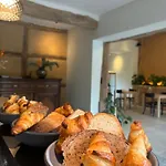 Otel Restaurant - Les Oiseaux De Passage Harre